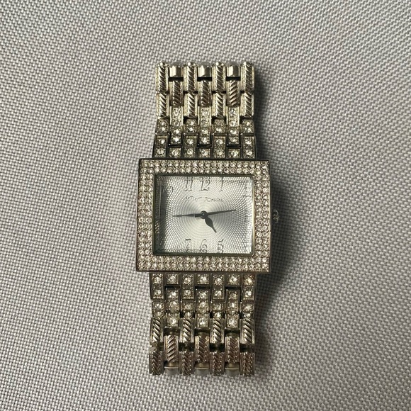 ✨Host Pick✨Betsey Johnson Crystal Watch - Picture 2 of 11